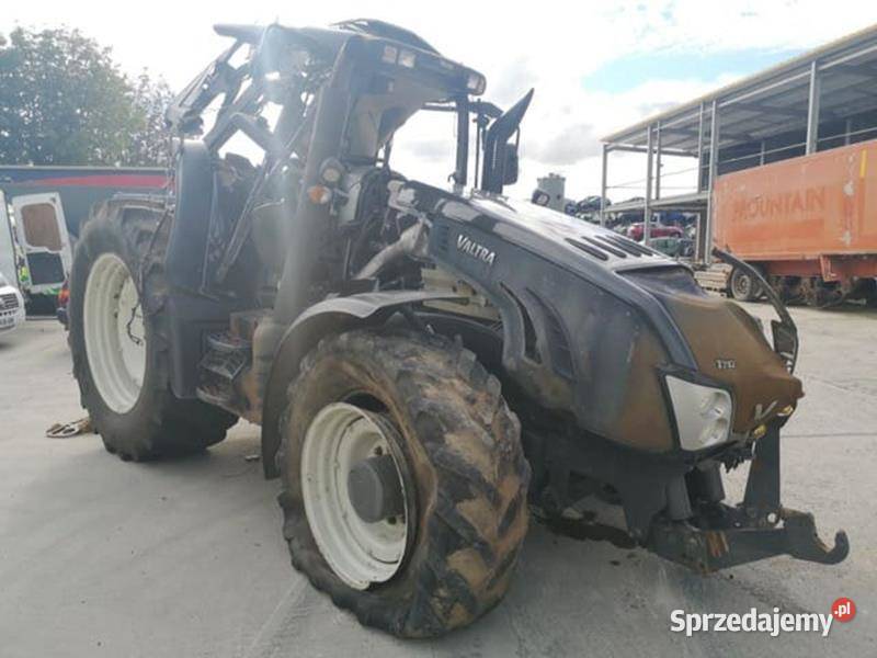 Valtra T213 Universu 2014r Części wielkopolskie Wilkowo