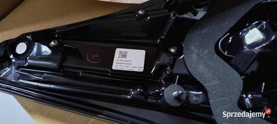 Lampy Rav4 klapa bagażnika gen4 Nowe tył do 2018 Ruda Śląska