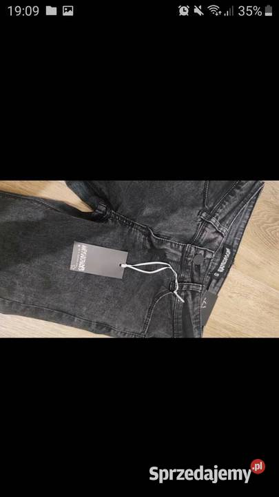 Śliczne spodnie cienkie jeansy rozmiar XS nowe