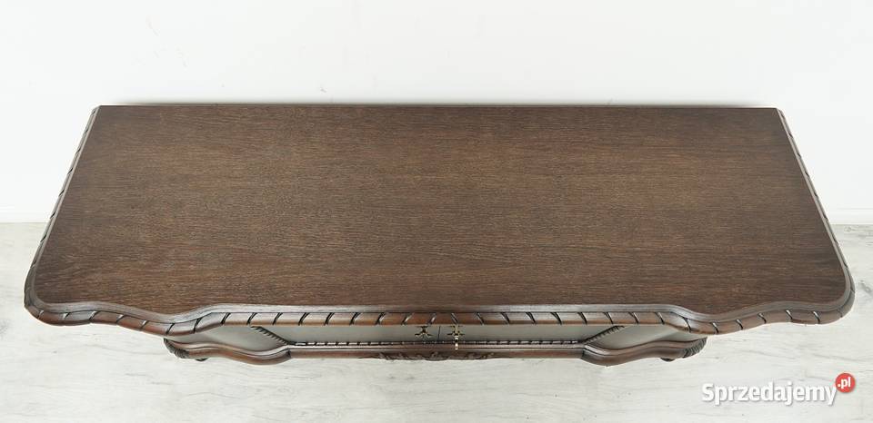 Zabytkowa komoda z lat 40tych w stylu