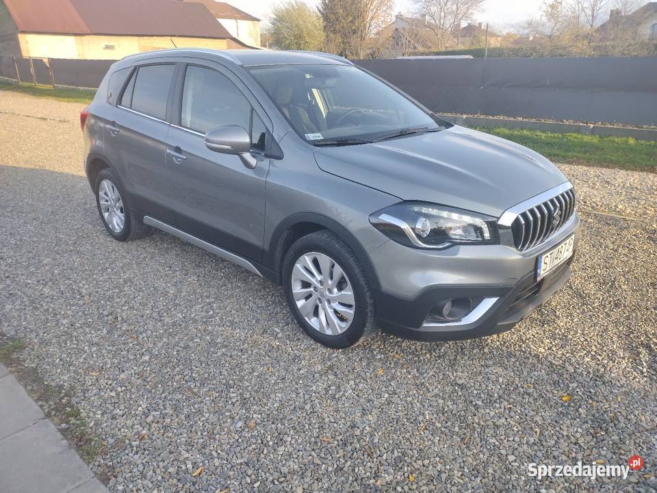 Suzuki SX4 SCross 2019 14 benzyna Salon Polska podgrzewane fotele