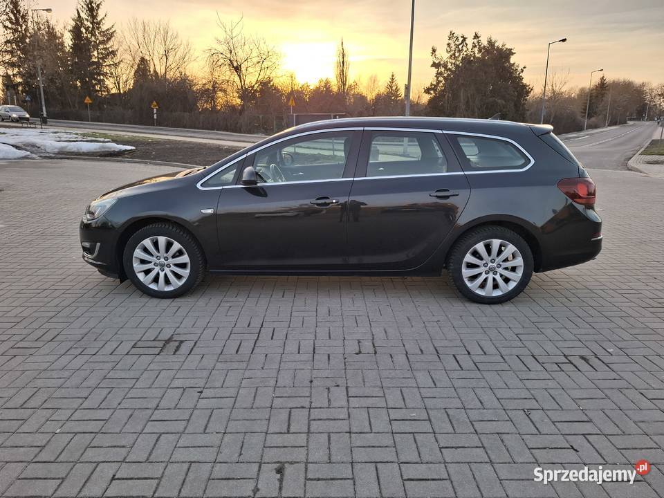 Opel Astra Cosmo 2015 14 Turbo 140 serwis ASO lubelskie Zamość