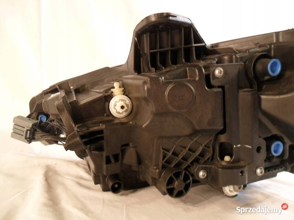 REFLEKTOR PRZÓD STRONA PRAWA VOLVO S60 Nowy Tomyśl