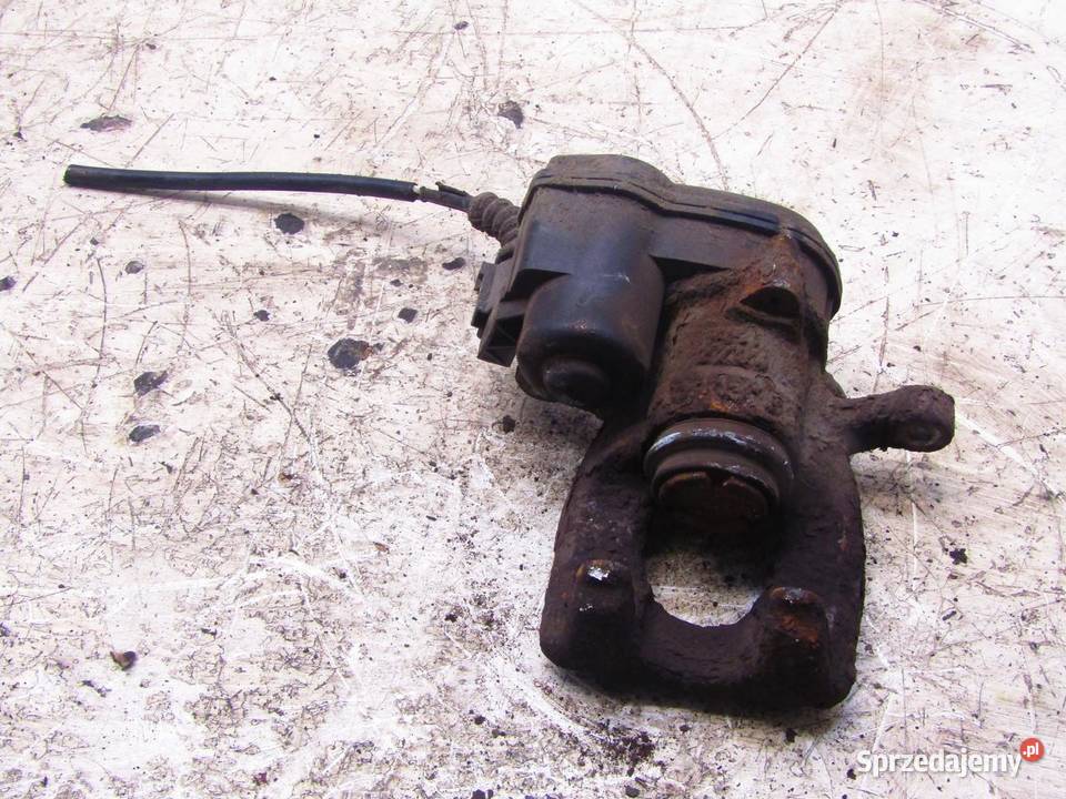 ZACISK HAMULCOWY PRAWY PRAWA TYLNY 16 DCI NISSAN osobowe lubelskie