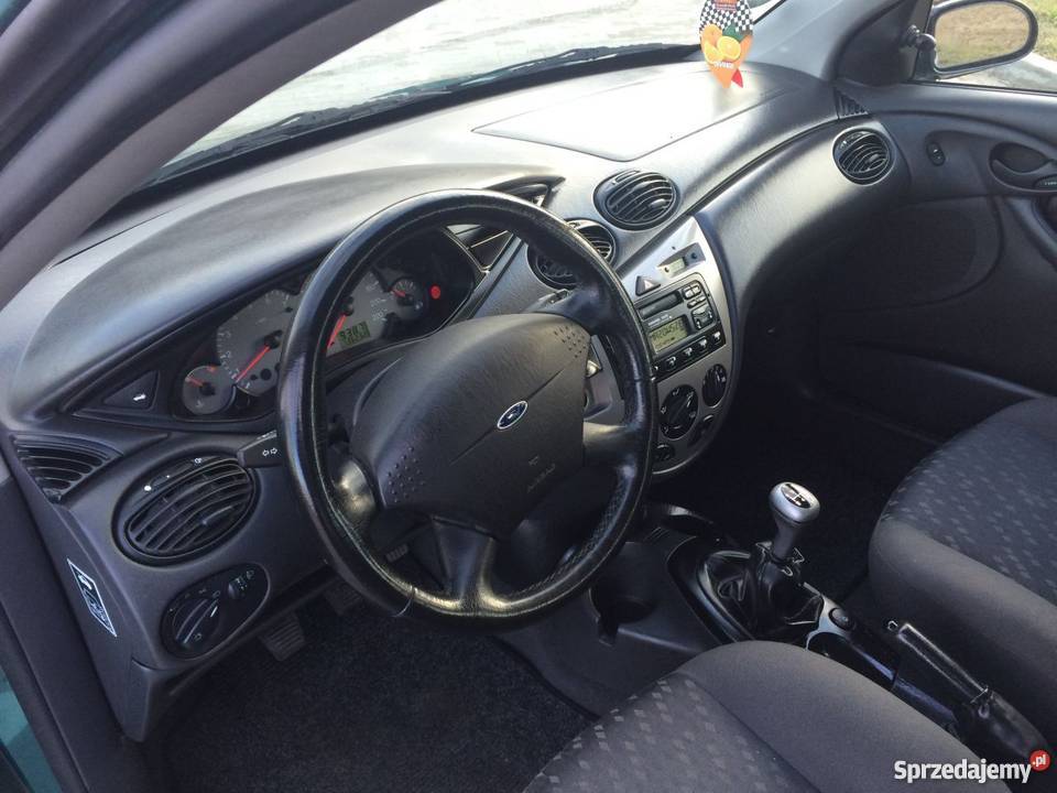 Nieuszkodzony Ford Focus zielony 0KM mazowieckie Piaseczno