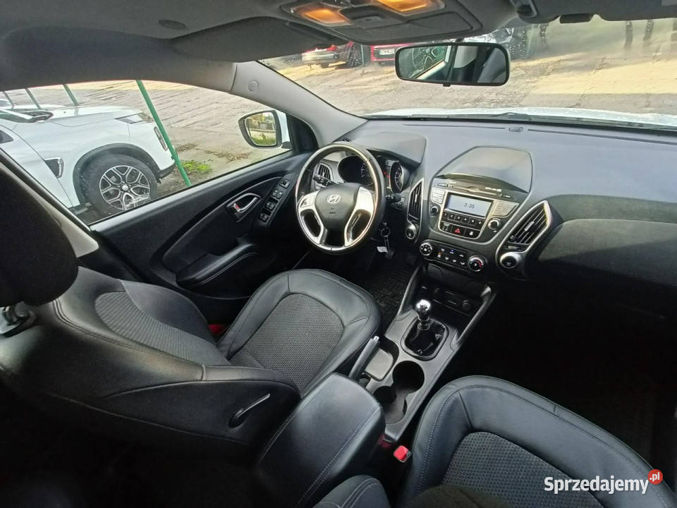 Hyundai ix35 zadbany serwisowany klimatyzacja Tomaszów Mazowiecki sprzedam