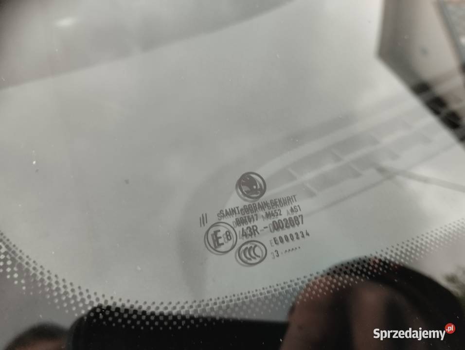 Skoda Superb II Lift Kombi 2013 aluminiowe felgi wielkopolskie Koło