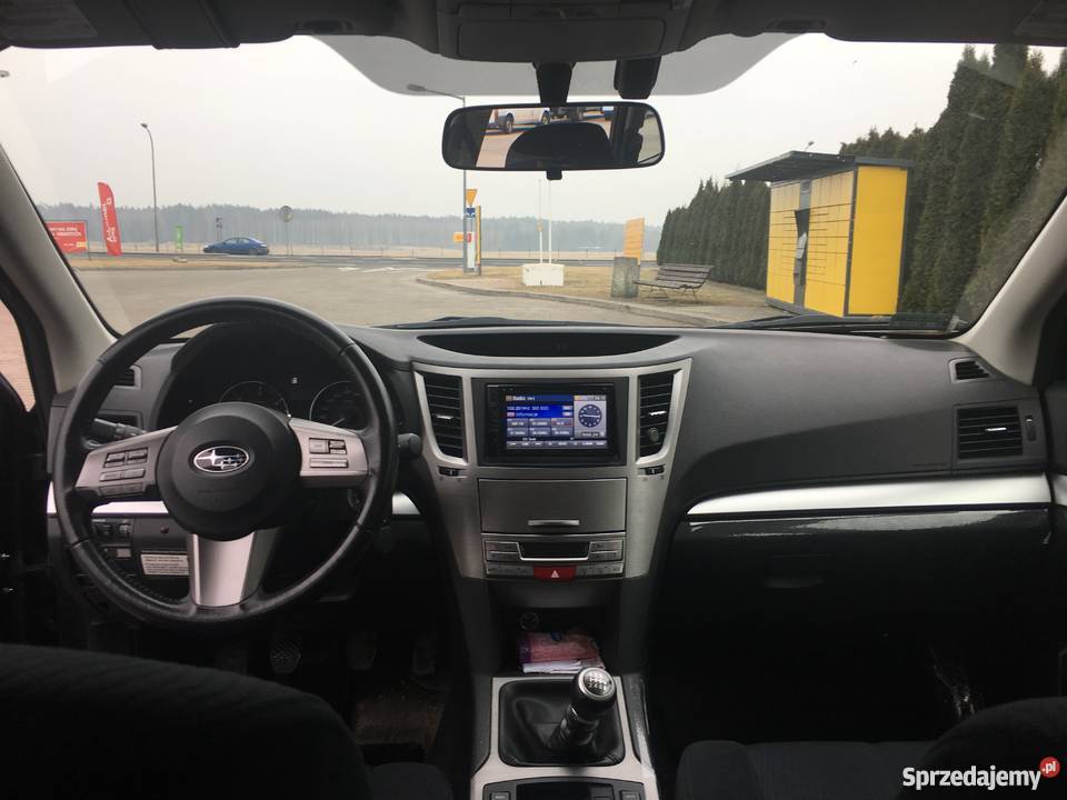 Subaru Outback 2010 salon Polska bezwypadek Kombi warmińsko-mazurskie Olsztyn