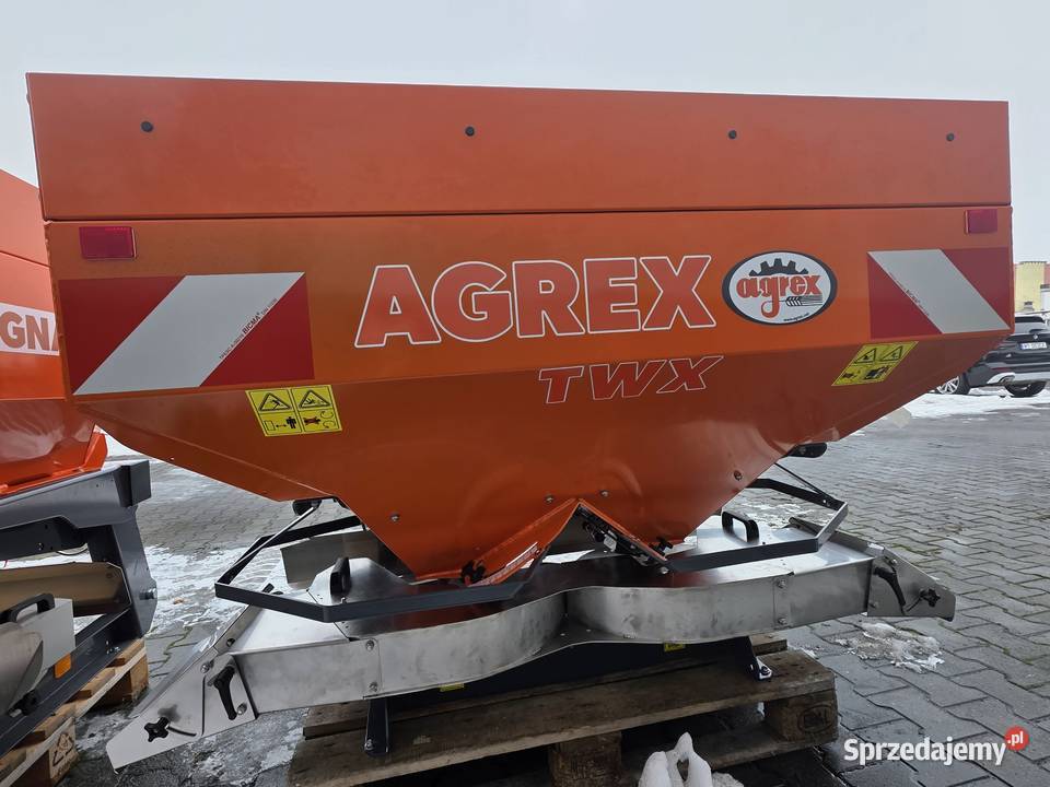 Rozsiewacz nawozów polowy sadowniczy AGREX TWX łódzkie Rawa Mazowiecka