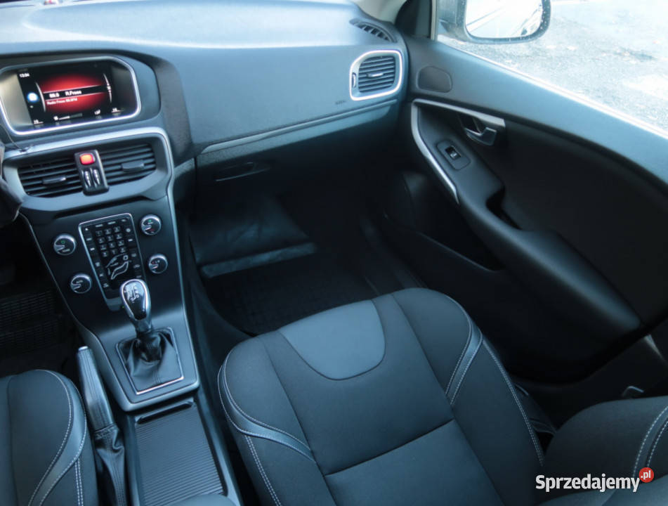 Volvo V40 20 D3 ABS Lublin