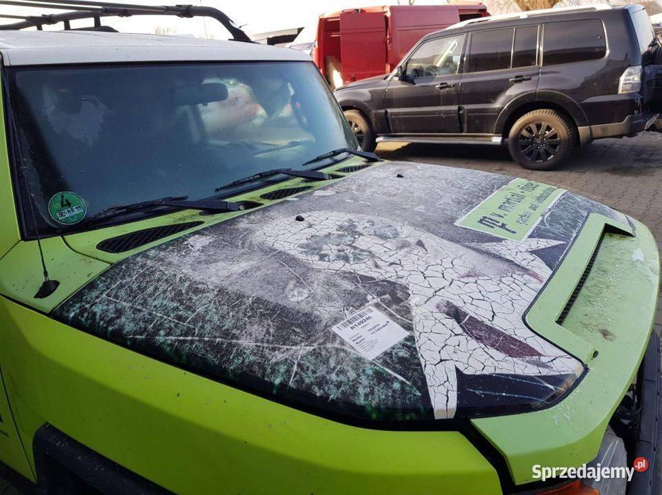 MASKA TOYOTA FJ CRUISER KOMPLETNA 2008 Lipno