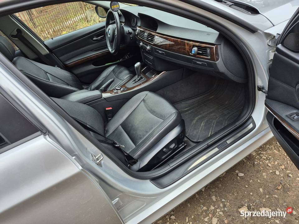 Bmw e90 328xi 234KM małopolskie Czułów