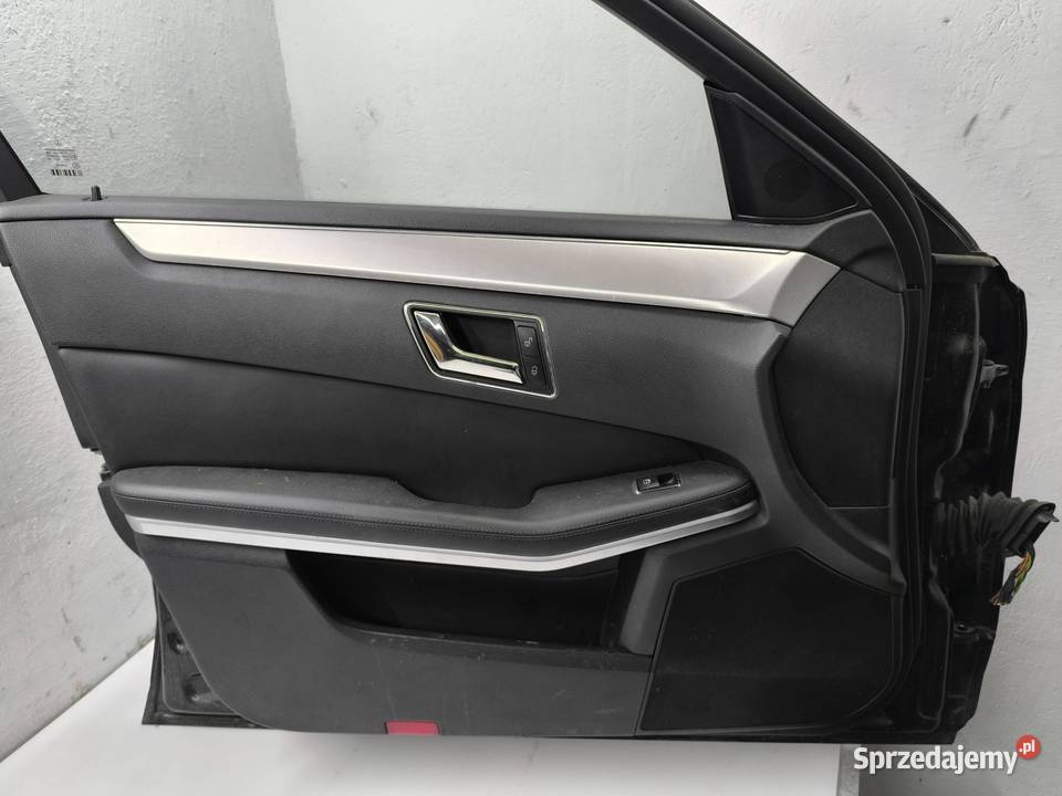 DRZWI LEWY PRZÓD KOMPLETNE EKLASA W212 wielkopolskie