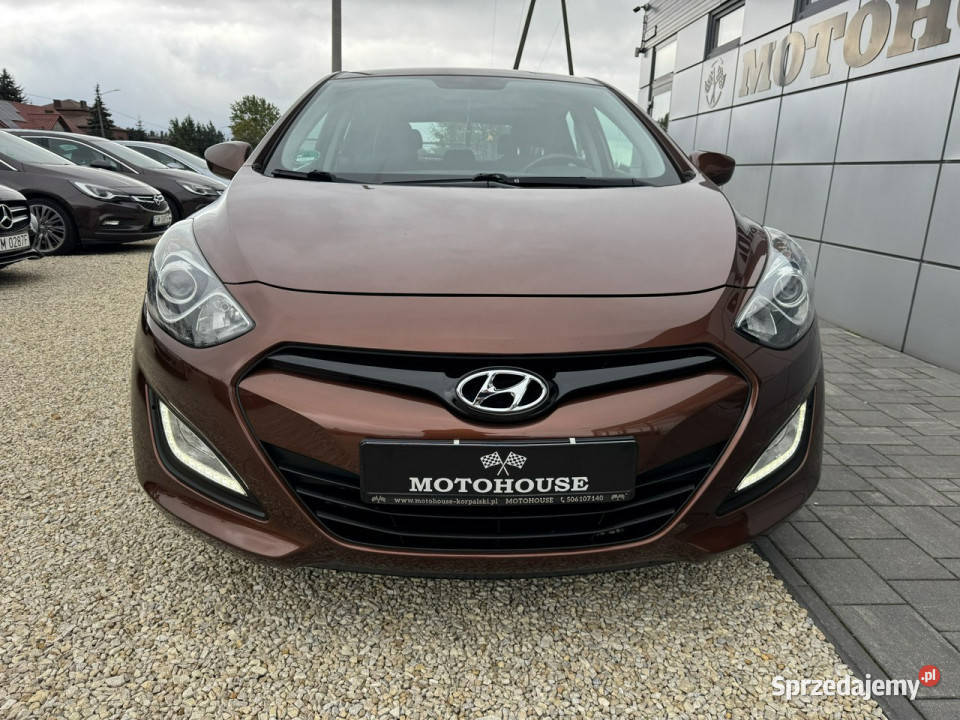 Hyundai i30 14 Classic 85 przebieg II 2012 2016 Chełm Śląski sprzedam