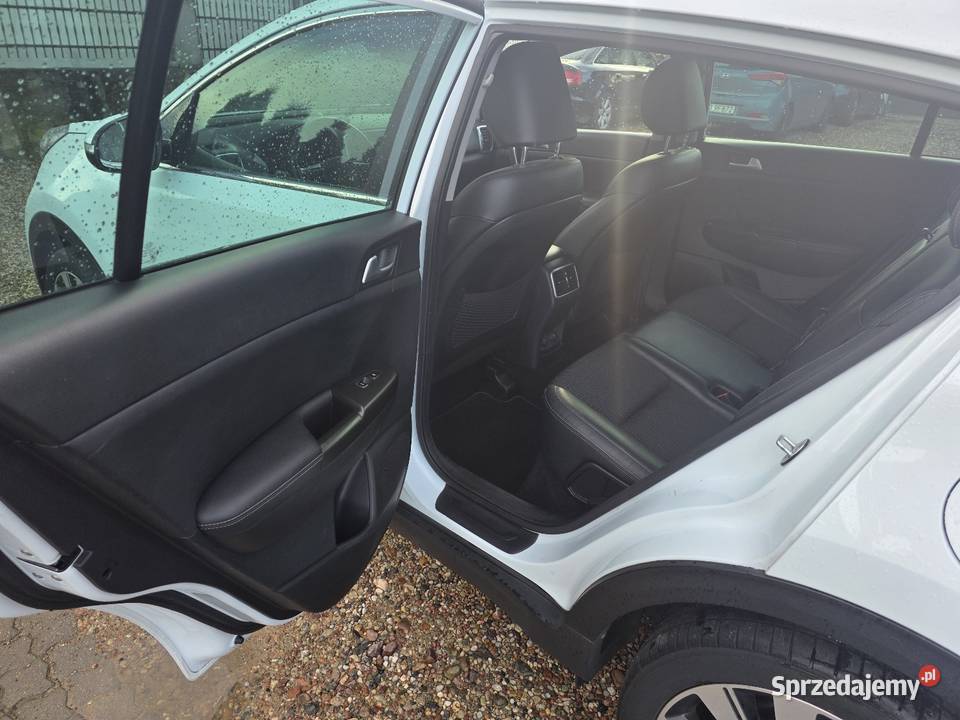 Kia Sportage 20 Diesel 2016 pierwszy właściciel pomorskie Lipusz