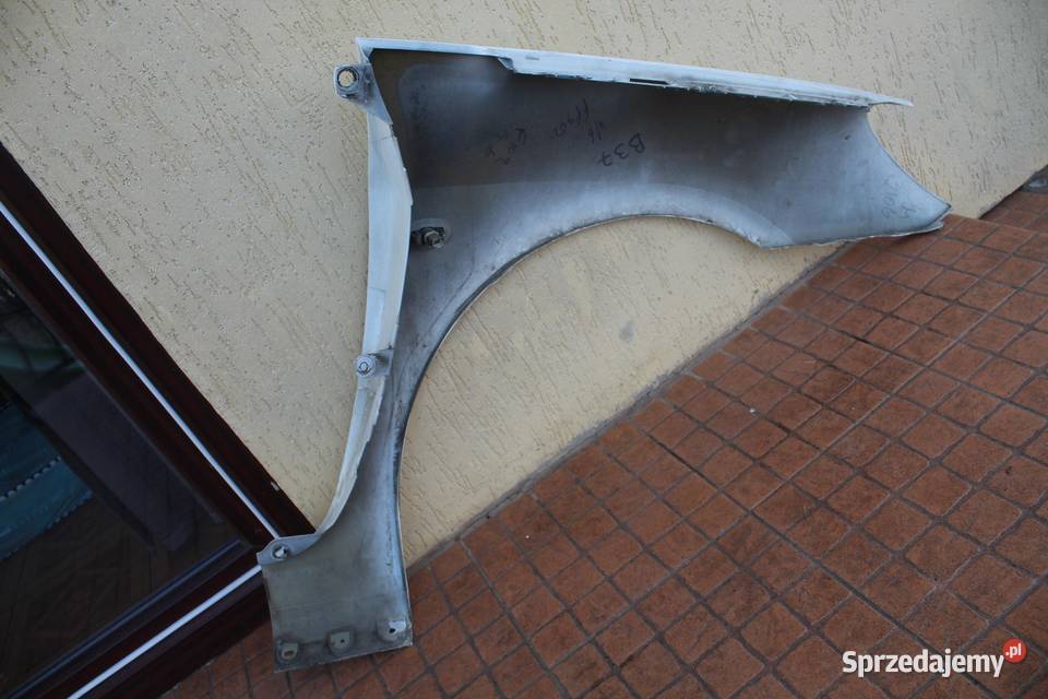 BŁOTNIK LEWY PRZÓD PRZEDNI EWPA PEUGEOT 307