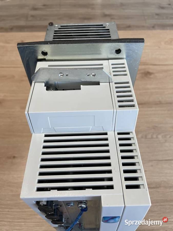 Falownik Lenze EVS9324EP Produkcja sprzedam