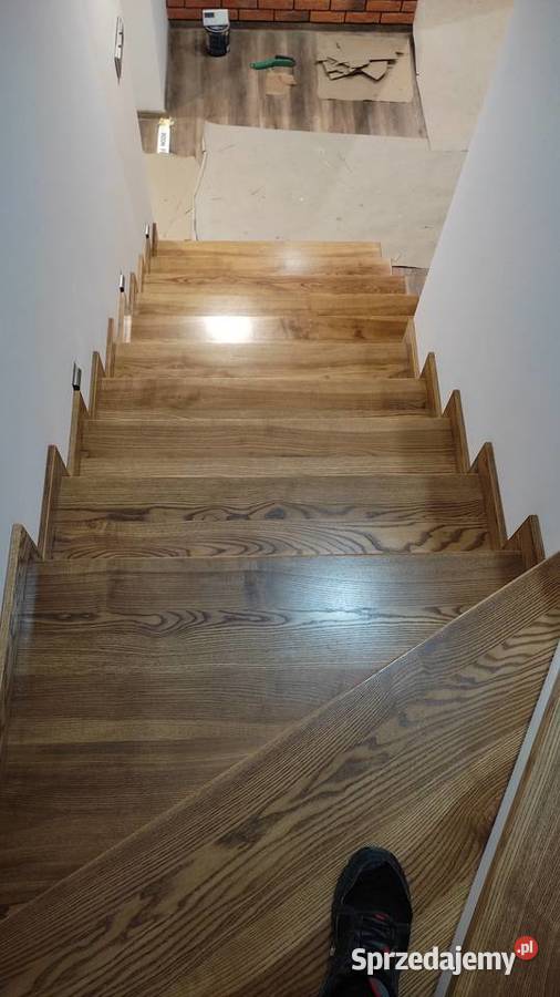 Schody Dąb Jesion Podłogi i schody małopolskie Brody