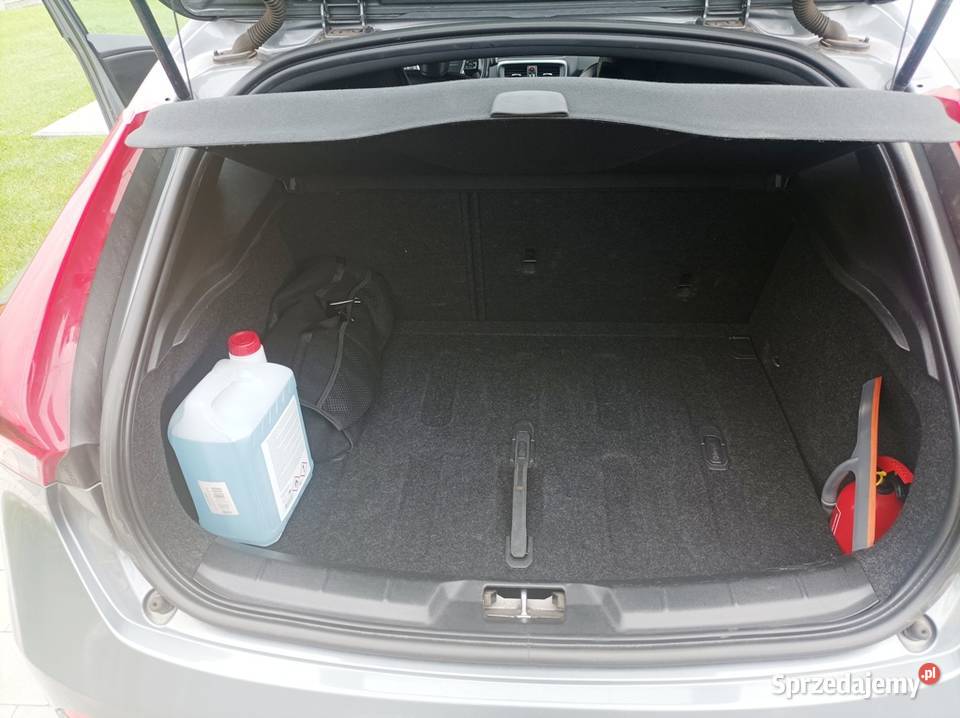 Volvo V40 bogato wyposażone ASR (kontrola trakcji) Piła