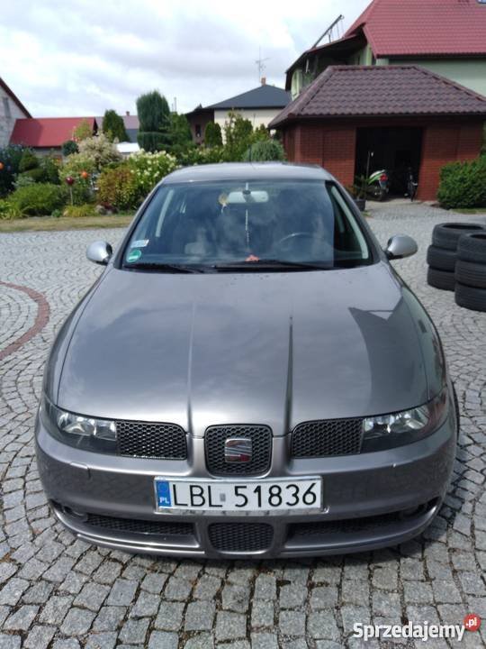 Seat Leon Top Sport 18Turbo 180 przebieg 112 szary Babice