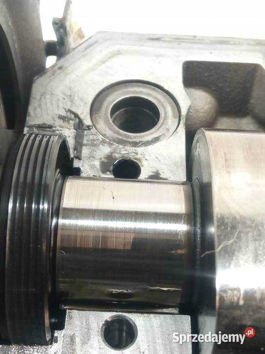 GŁOWICA KOMPLETNA 038103373R 19 TDI VW