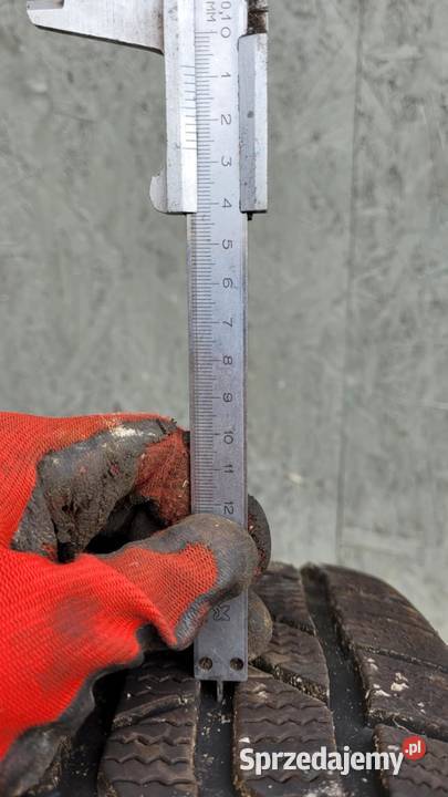 4 opony zimowe 22555R17 komlet