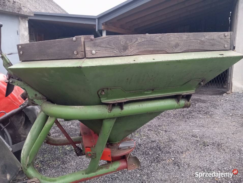 Rozsiewacz nawozów Amazone F 603 Kaszów