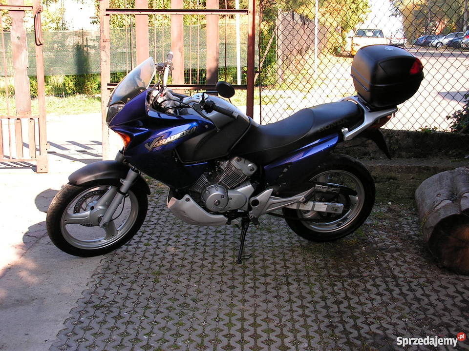 HONDA varadero 125 cbr cbf yamaha xt dt wr katB kufry Honda