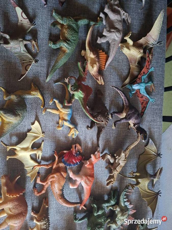 Duży zestaw dinozaurów