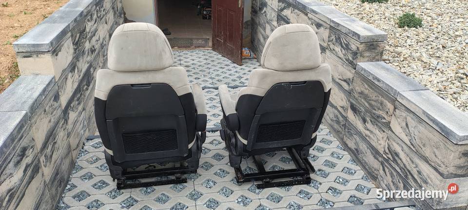 Fotele opel Vivaro Śledziowa Huta sprzedam