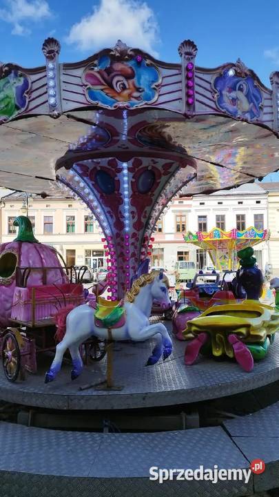 Sprzedam karuzelę podłogową Częstochowa