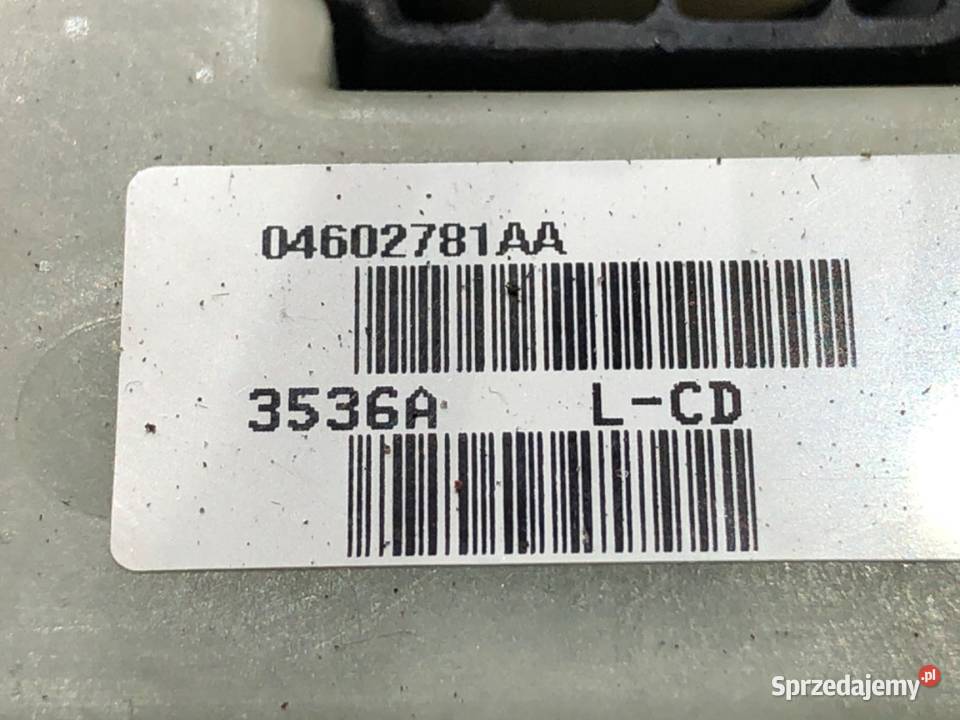 PRZEŁĄCZNIK SZYB CHRYSLER 300C 04602781AA