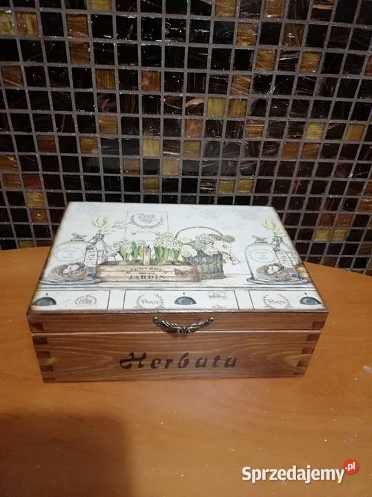Herbaciarka vintage pudełko na herbatę decoupage