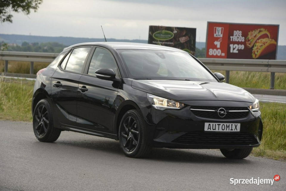 Opel Corsa 12 Benzyna gwarancja przebiegu garażowany sprzedam