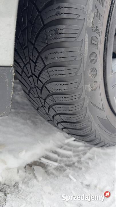 Toyota Corolla 20d4d Klima Hak Webasto 5300 szary Corolla Łuków