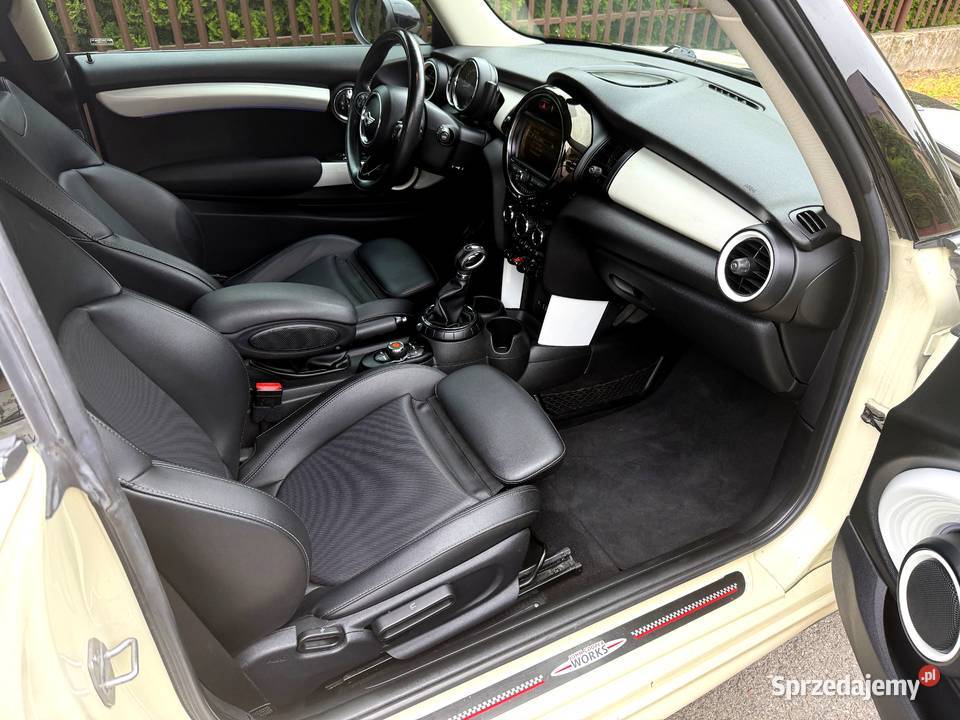 Mini Cooper S 20 F56 pakiet JCW LCI2 przebieg 85 benzyna podkarpackie Przemyśl