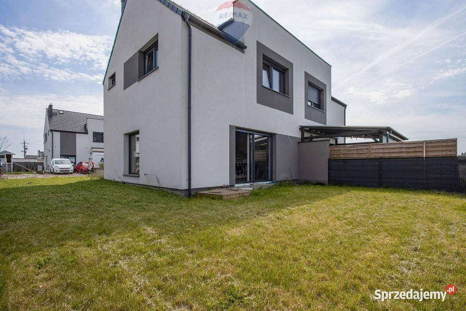 sprzedaży domu bliźniaka 78m2 Gołuski