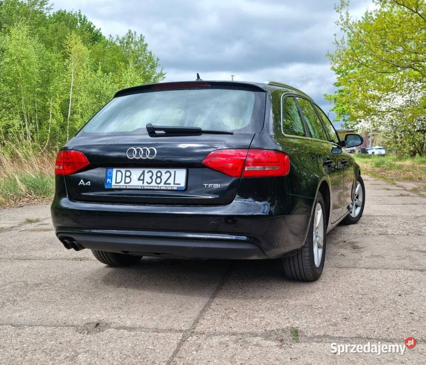 Audi a4 b8 lift 2012r 120 benzyna kurtyny powietrzne Wałbrzych sprzedam