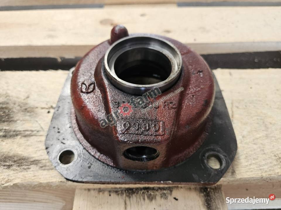 Obudowa blokady FWD Massey Ferguson 3225 3220 Byków