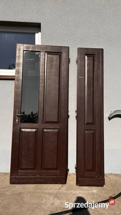 Solidne drzwi drewniane z ościeżnicą do śląskie Sarnów