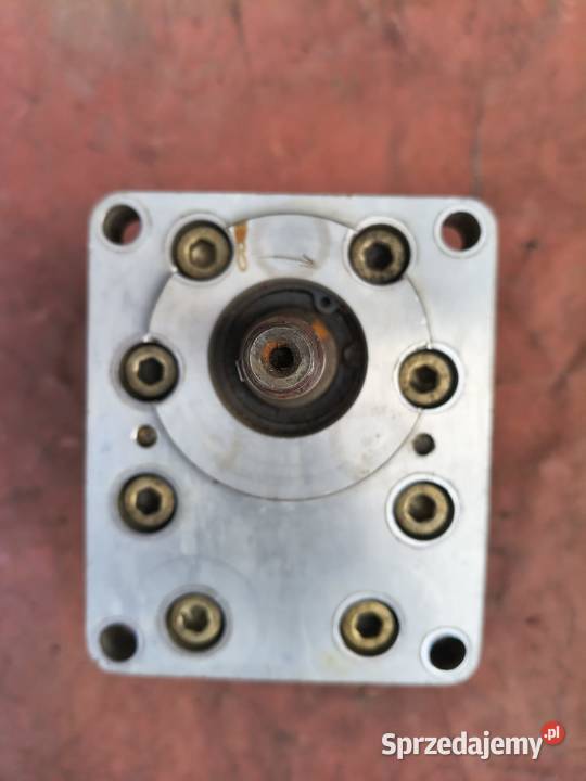 Pompa hydrauliczna sprzedam