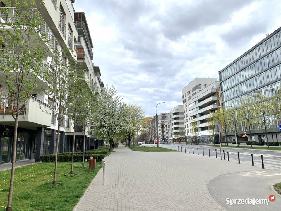 Przestronne 2pokoje z parkingiem i komórką Warszawa sprzedam