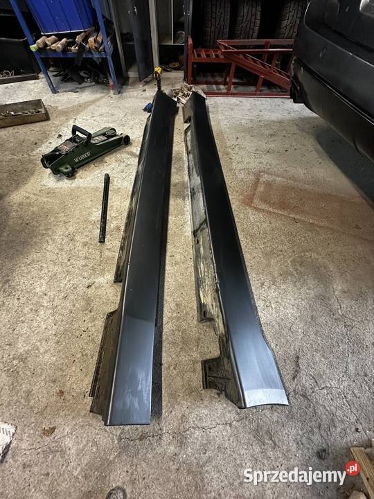 Zderzak tył progi BMW e61 titangrau ii metalic