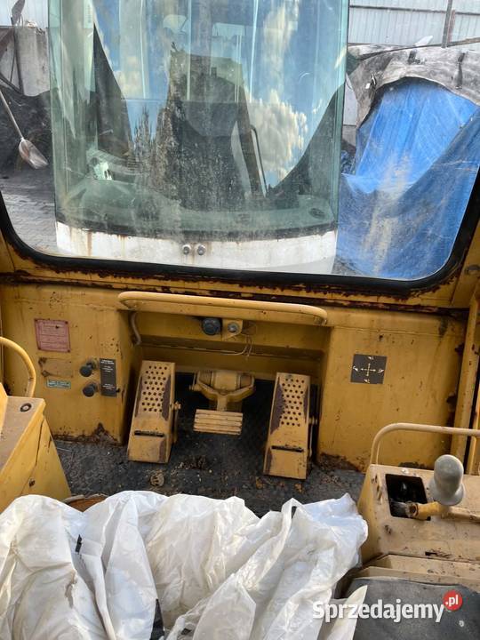 Kabina operatora ładowarka cat caterpillar Karoseria Biały Dunajec