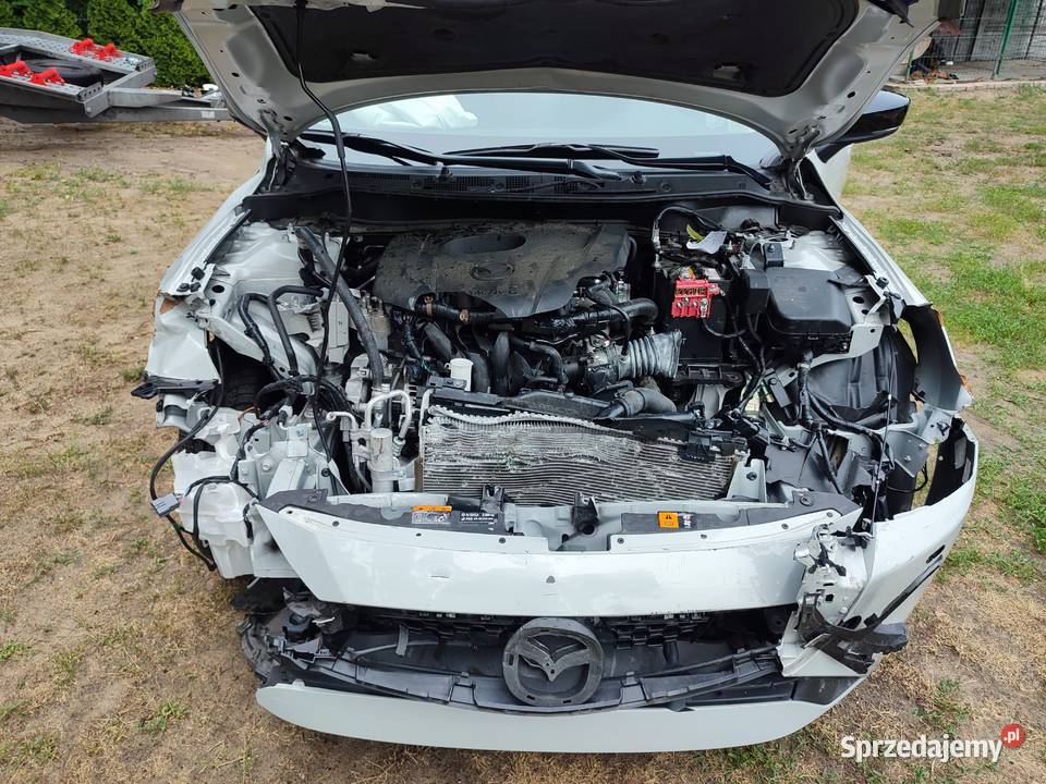 Mazda 2 Homura 15 BenzynaMiękka Hybryda Mega światła przeciwmgielne Turek