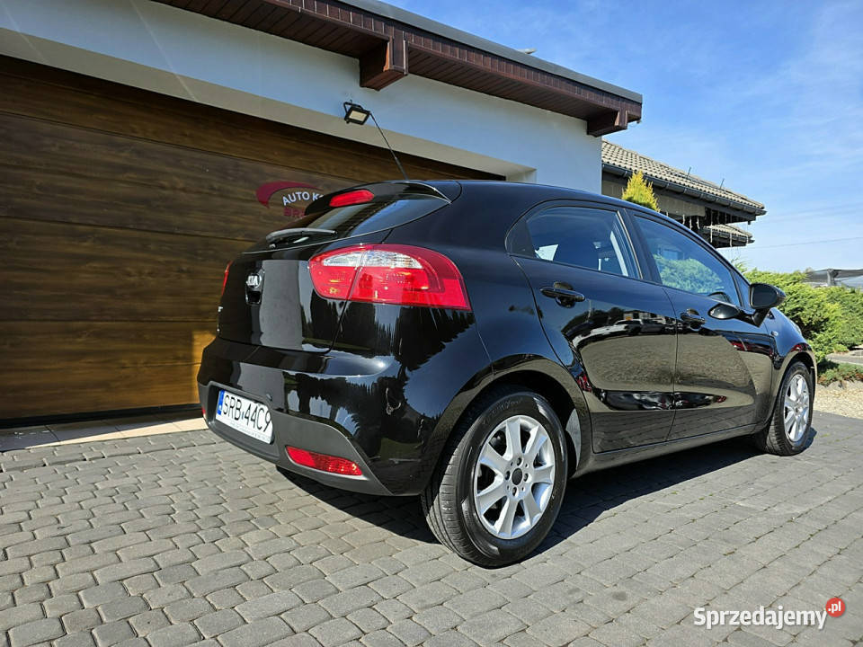 Kia Rio nawigacja dodatkowy komplet opon III Rok produkcji 2011 Rydułtowy