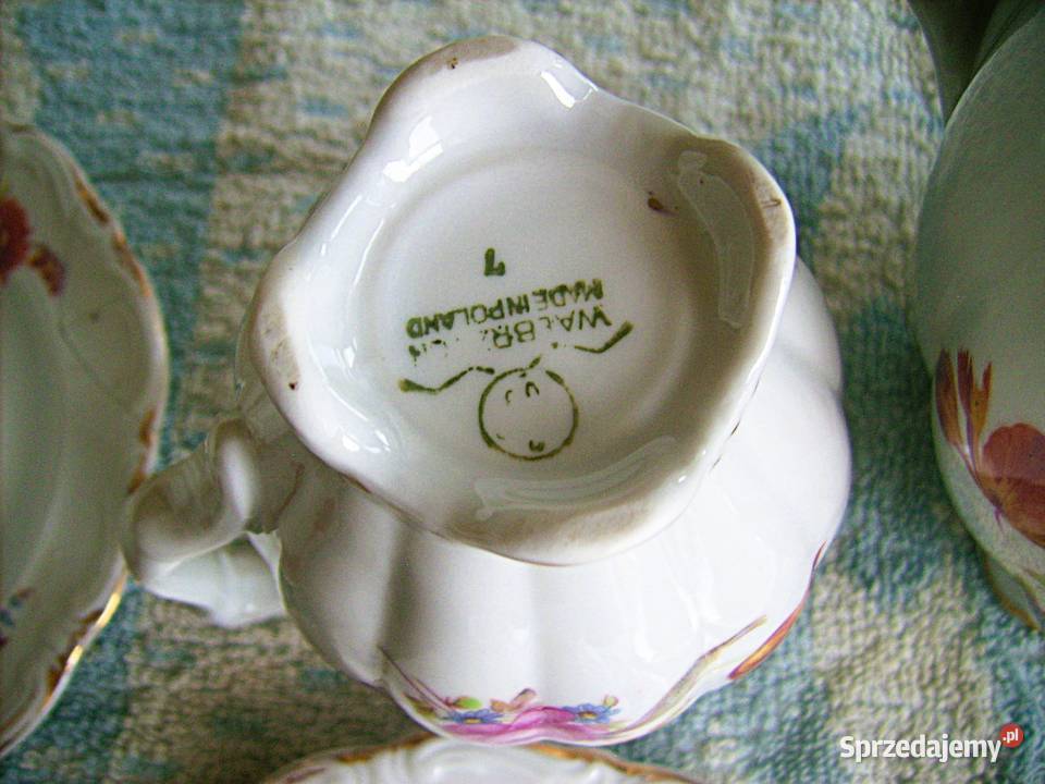 Zestaw kawowy Wałbrzych porcelana z PRLu z lat Porcelana i szkło