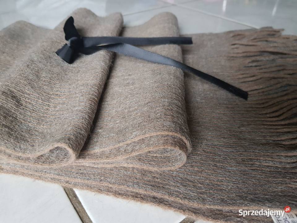 Długi wełniany szal chusta szalik pareo okrycie sprzedam