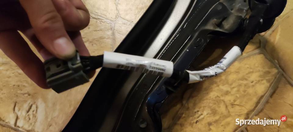 Rama na szybę klapy bagażnika Volvo c30 1556cm3 Lublin