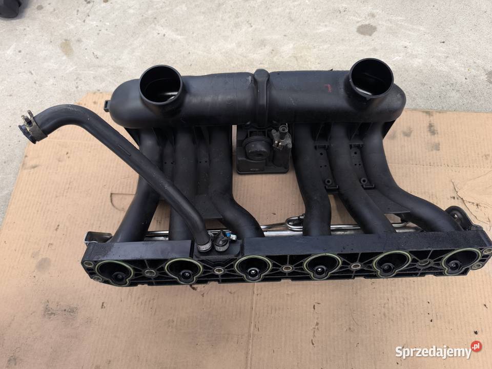 Kolektor ssący Mercedes M104 28 32 R129 W124 Rok produkcji 1995 Grajewo